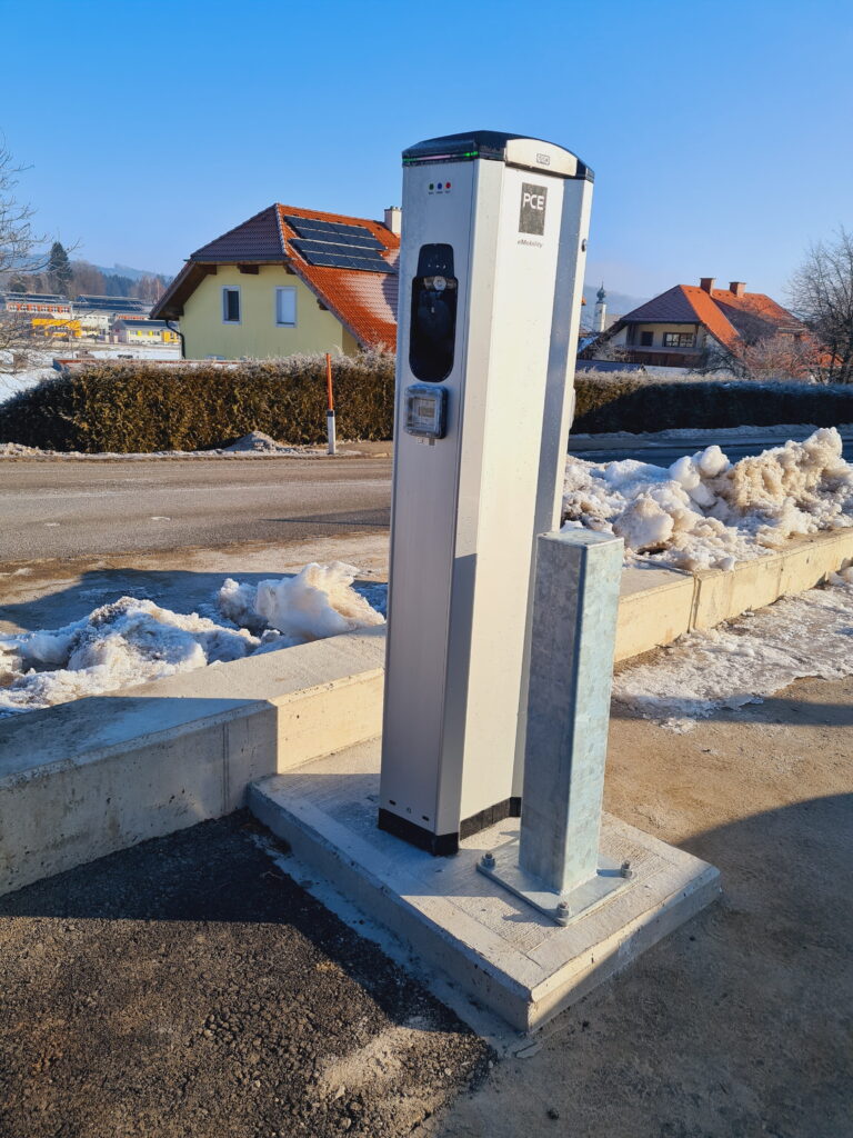 Ladesäule beim Lagerhaus St. Veit
